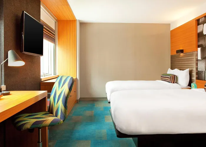 Aloft By Marriott Chicago Downtown River North