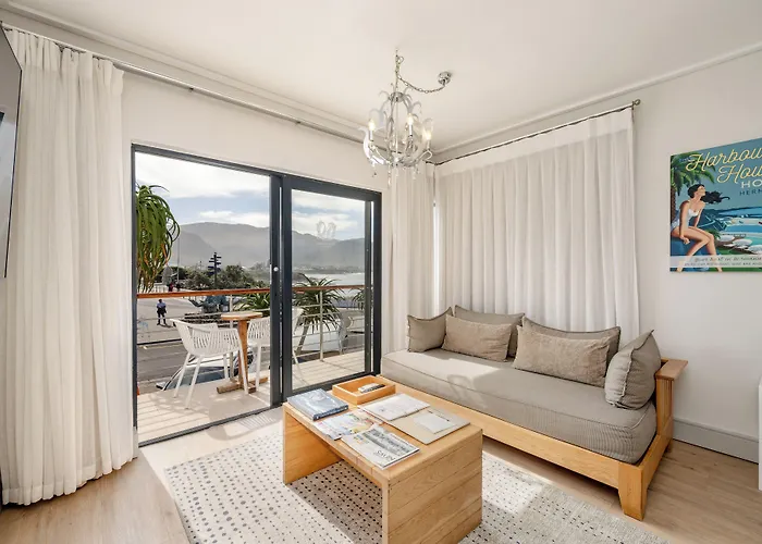 Harbour House Hotel
