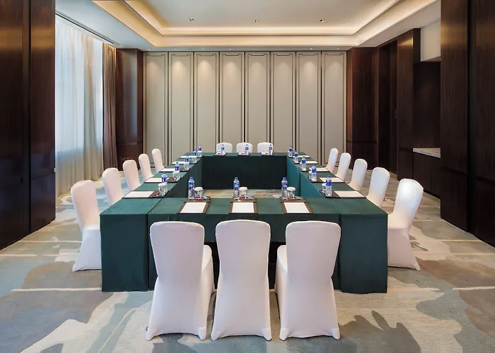 Hualuxe Hotels & Resorts Zhangjiakou, An Ihg Hotel