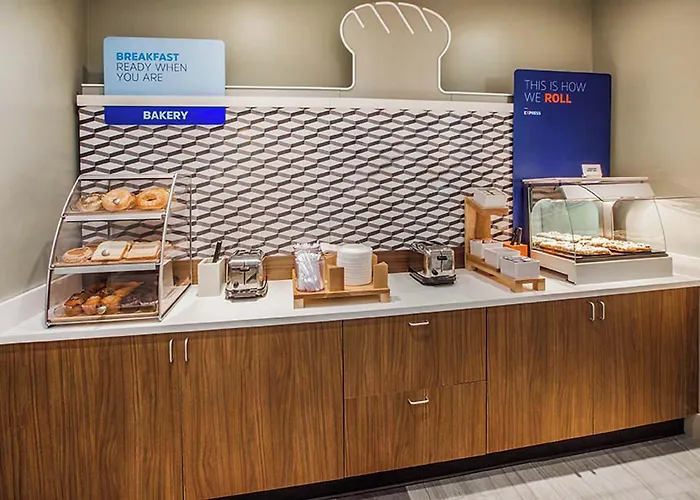 Holiday Inn Express - Biloxi - Beach Blvd By Ihg
