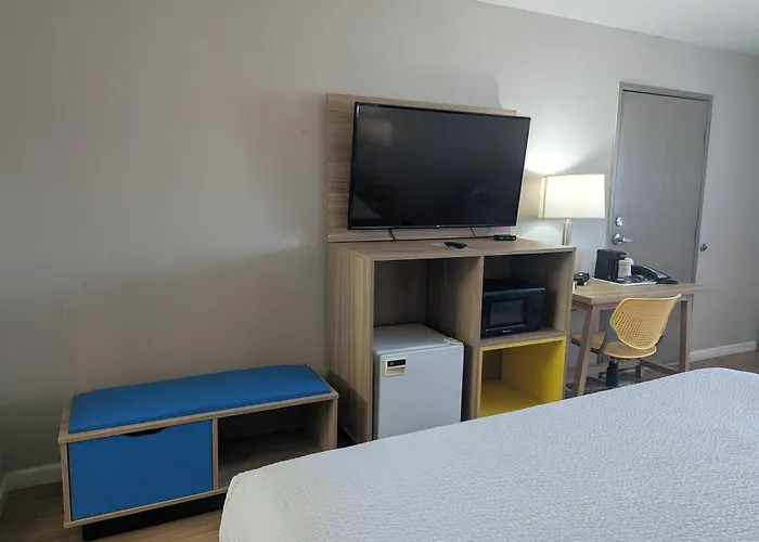 Days Inn By Wyndham Bullhead City