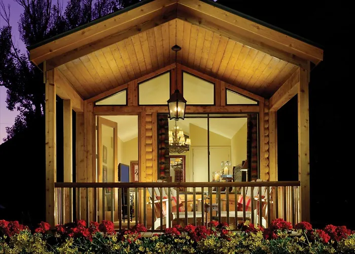 Rustic Inn Creekside