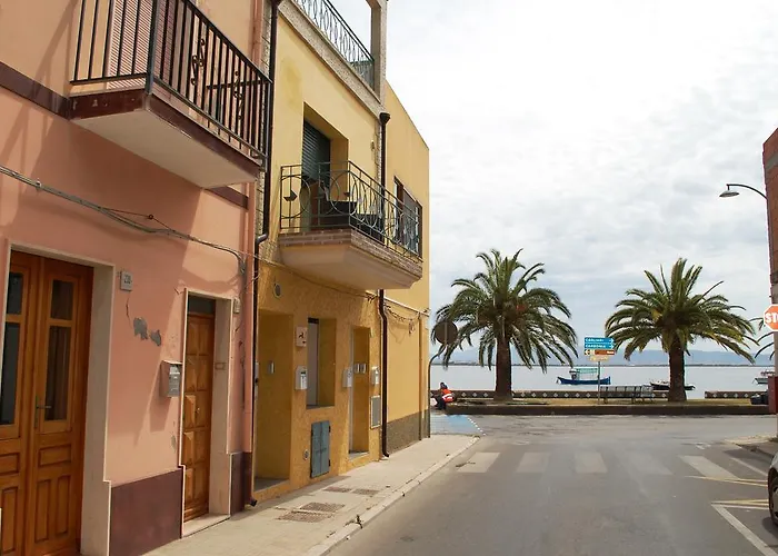 Domo La Vela - Affittacamere - Living Sant'Antioco