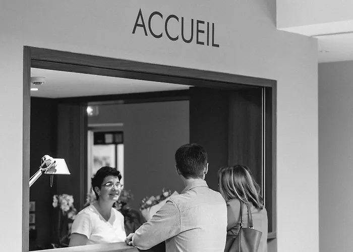 Hotel-Cafe Du Trinquet