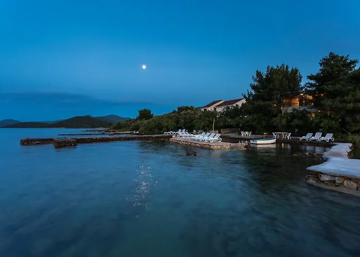 Villa Sunj