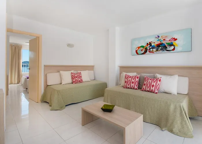 Apartamentos Calablanca