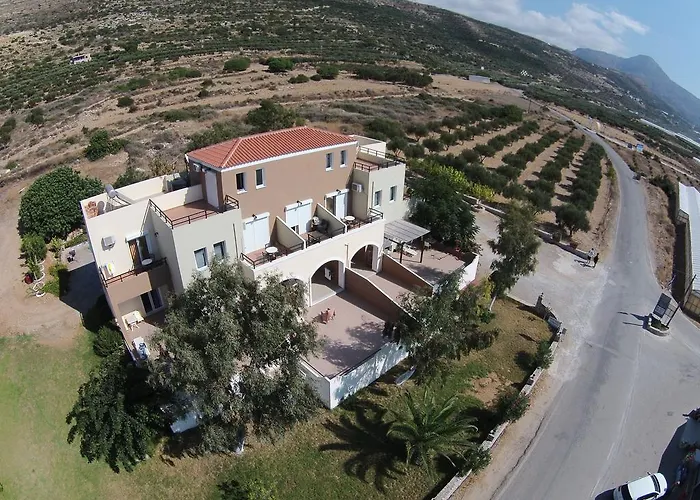 Nikos Apartments