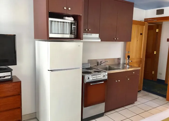 Holiday Surf Hotel