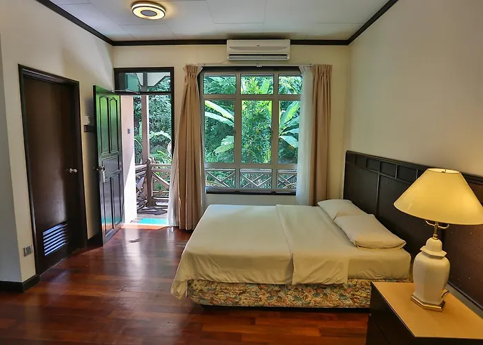 Tuna Bay Island Resort