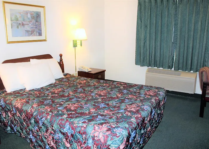 Amerivu Inn & Suites Cumberland