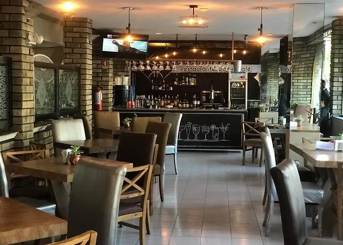 Hotel Raldos Inn
