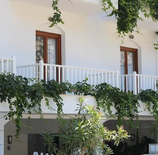 Hotel Kamari
