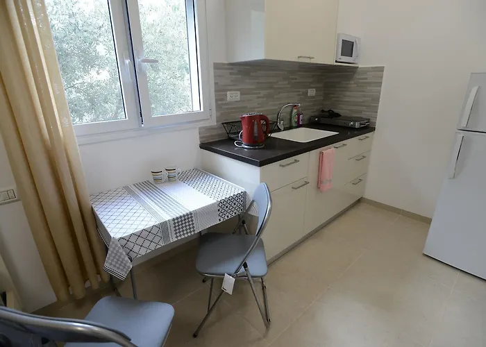 Olga Beach Apartment 28
