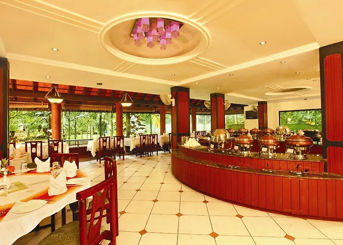 Emarald Resort