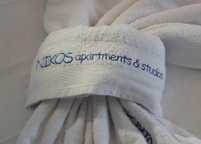 Nikos Apartments And Studios