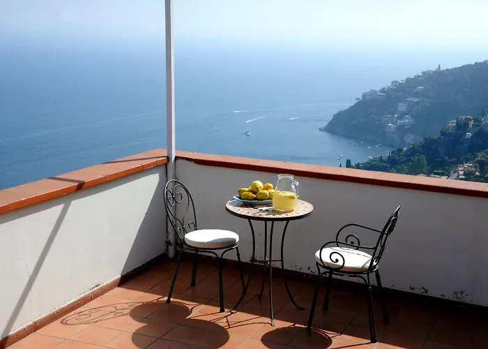Felice Apartments