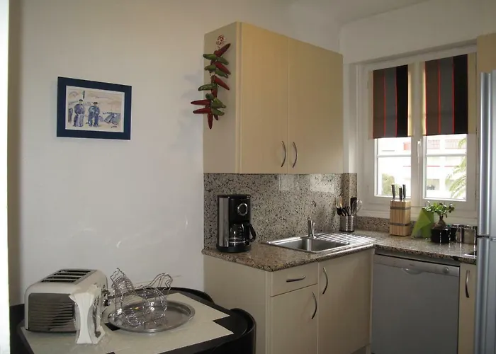 IBERIA 1 appartement T3 à 200 m de la plage avec parking privé