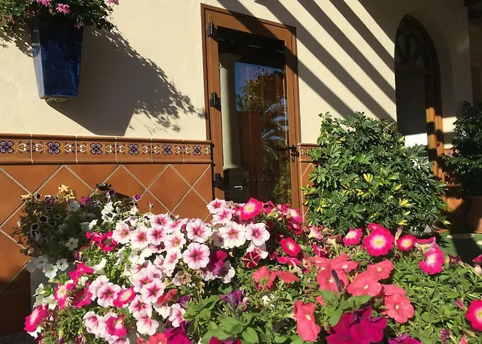 Apartment With Private Patio