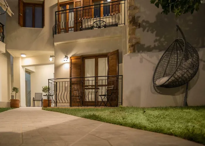 Aelia Apartments