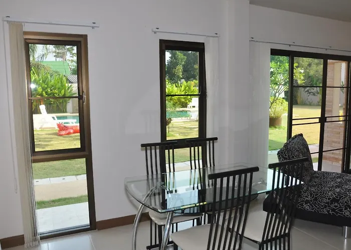 Babylon Pool Villas