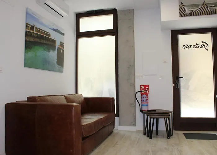 Apartamentos Zarautz Centro, con tarjeta parking gratis en zona azul y residentes