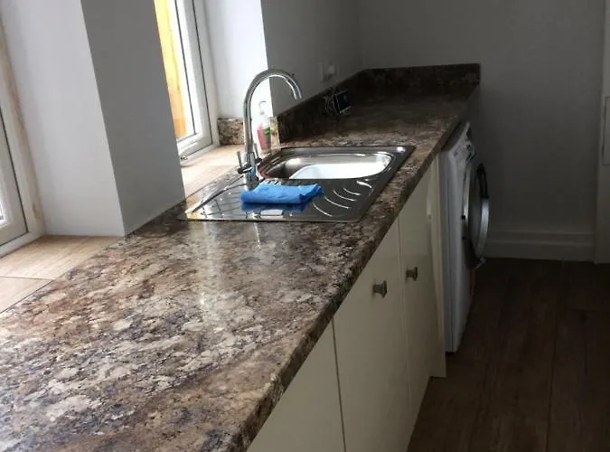 Swyn Y Mor Beach Close Pet Friendly Hot Tub