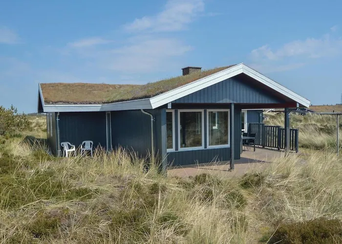 Three-Bedroom Holiday Home In Blavand