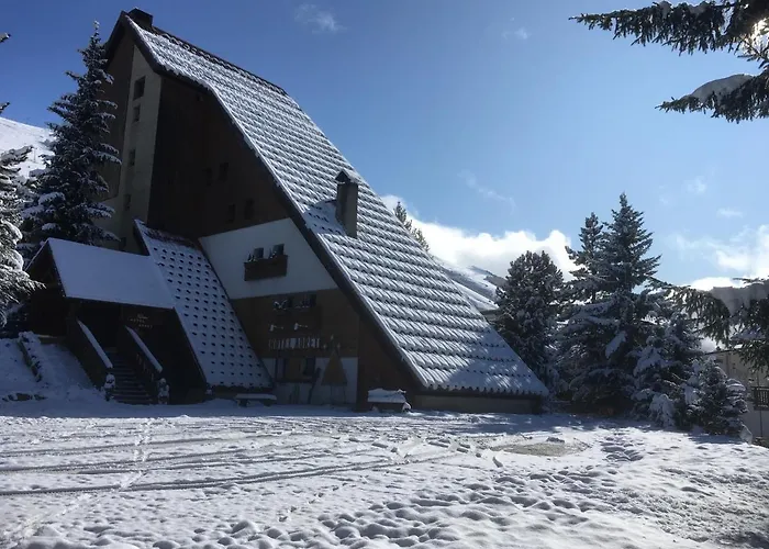 Hotel Adret