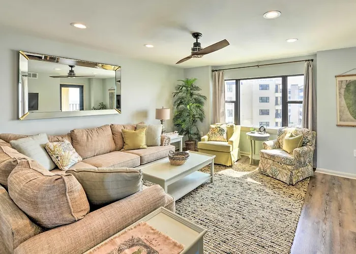 Summer Winds Resort Condo W/ Ocean Views!
