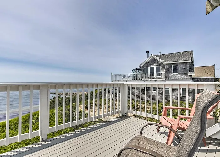 Oceanfront Gem W/ Sunroom & Fireplace In Cape Cod
