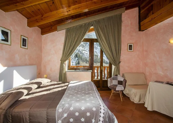 Hotel Chalet Joli