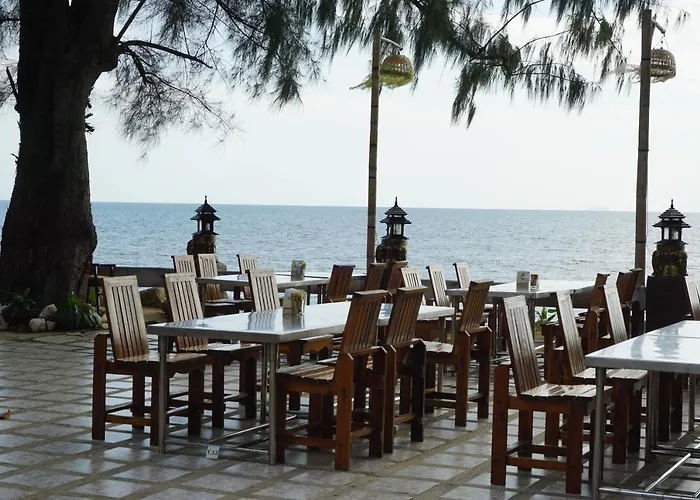 Andaman Beach Resort Koh Jum